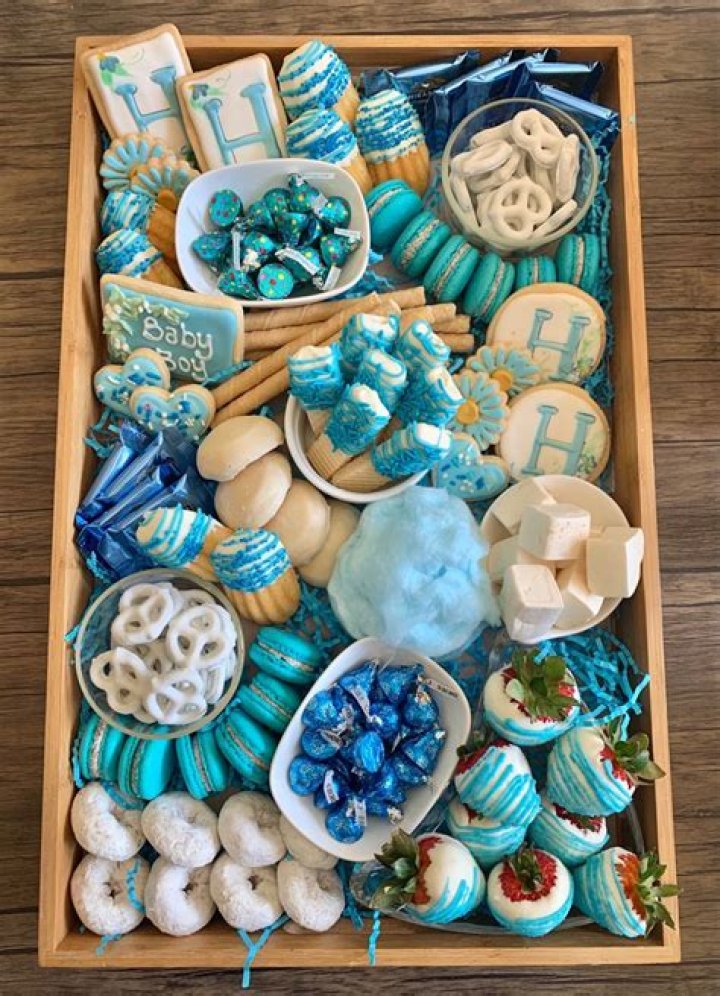 Unveiling The Allure Of Blue Food Platters: Discoveries And Delights